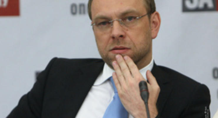 Власенко заверил, что Украина ничего не должна России по обязательствам ЕЭСУ