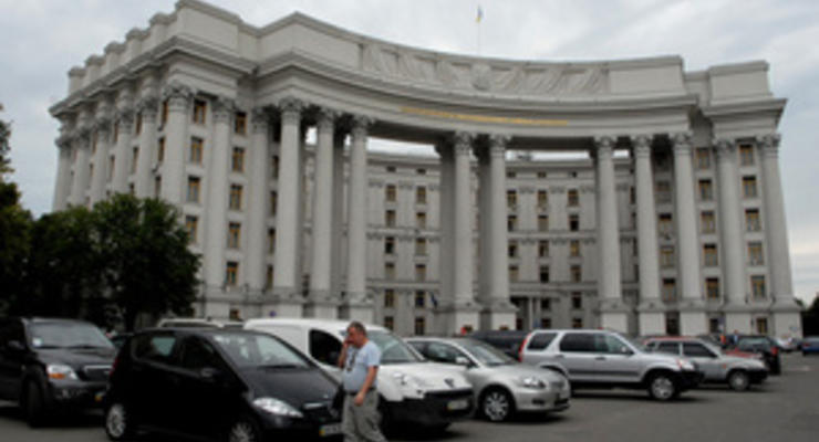 МИД: Резолюция Сената США по Тимошенко не отображает мнение всех сенаторов