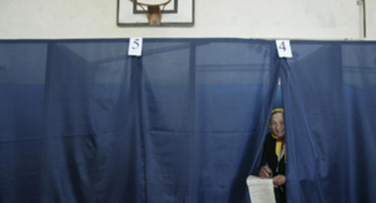 Эксперт назвал выборы-2012 одними из самых грязных за всю историю Украины