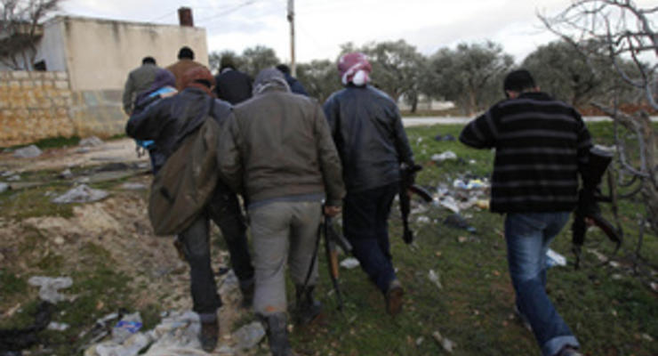 Группа сирийских повстанцев перешла на сторону властей