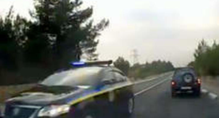 УП: В Крыму кортеж с чиновниками чуть не протаранил автомобиль