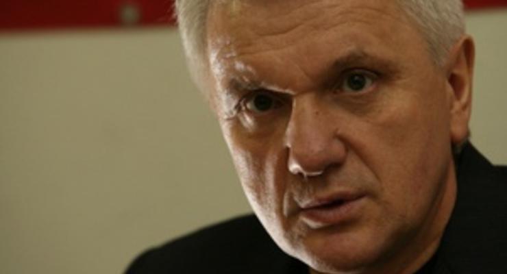 Литвин предложил отменить законопроект о клевете без обсуждения