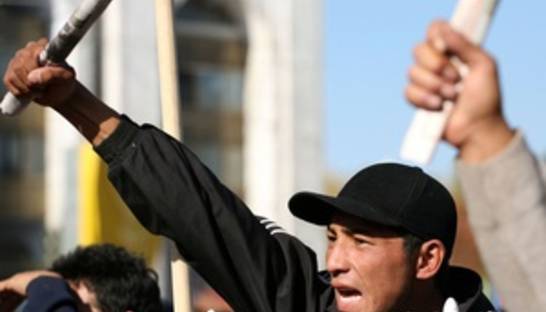 В Кыргызстане при разгоне митинга пострадали десять человек, трое получили огнестрельные ранения