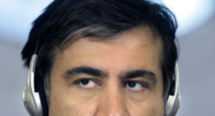 Саакашвили пообещал передать власть мирно