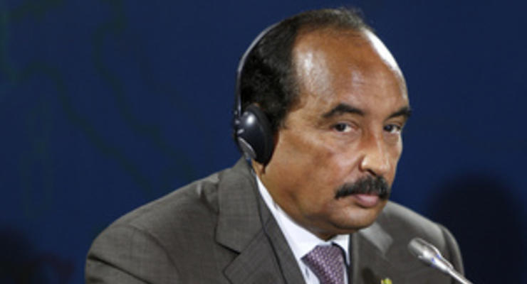 Раненого военными президента Мавритании прооперировали