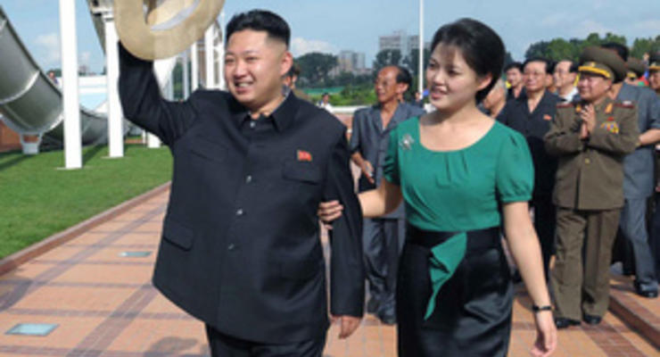 Корреспондент: Леди Ли. Как супруга лидера Северной Кореи крушит традиции своей нищей страны