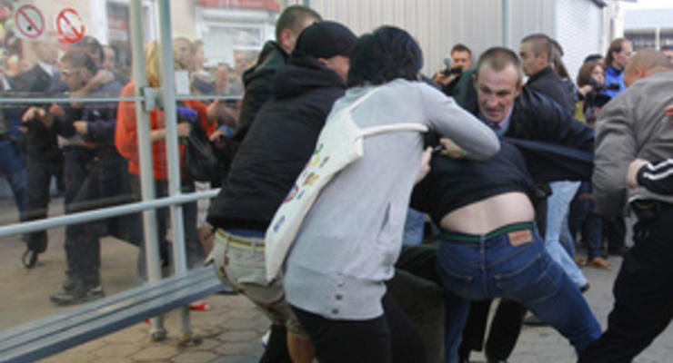 В Минске цыгане и кавказцы устроили массовую драку со стрельбой, задержаны 43 человека
