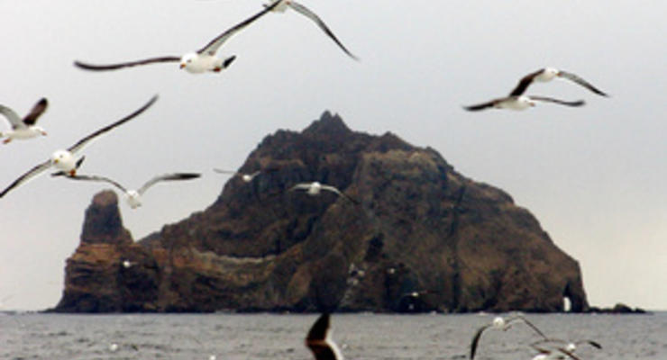 Парламентарии высадились на спорные острова Такэсима, несмотря на "досаду" Японии