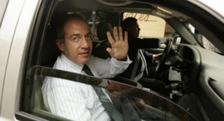 Семья президента Мексики хочет покинуть страну сразу после окончания его президентского срока