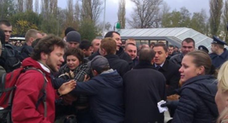 Инцидент возле Ипподрома: регионал отрицает, что его представители напали на киевлян