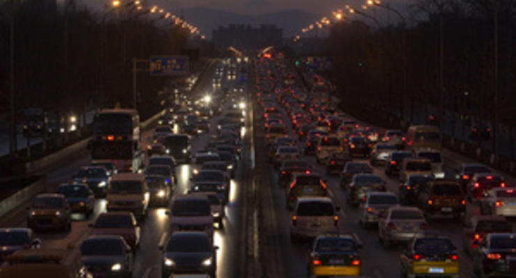 В Киеве почти вдвое выросло число автомобилей с иностранными номерами