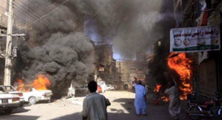 В Пакистане прогремел взрыв возле переполненного храма, есть жертвы