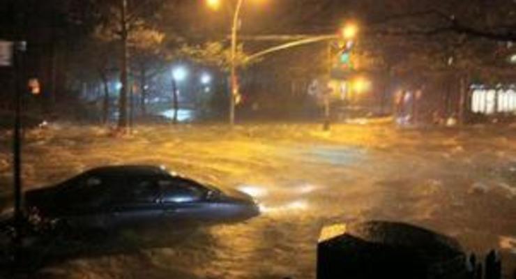 Уровень воды на улицах Нью-Йорка поднялся до исторически рекордной отметки