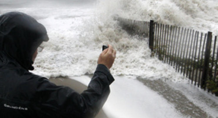 Корреспондент.net призывает читателей присылать в редакцию фото- и видеоматериалы о последствиях урагана Сэнди