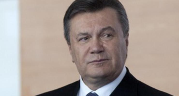 Янукович отправляется на Кипр