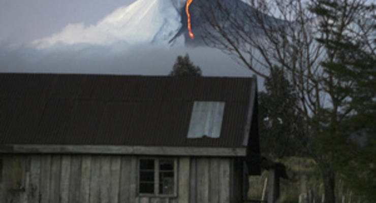 В Чили на одном из самых активных вулканов пропали трое туристов