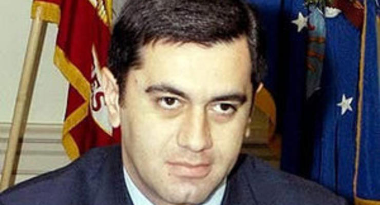 Экс-министра обороны Грузии, ставшего оппозиционером, задержали, едва он оказался в стране