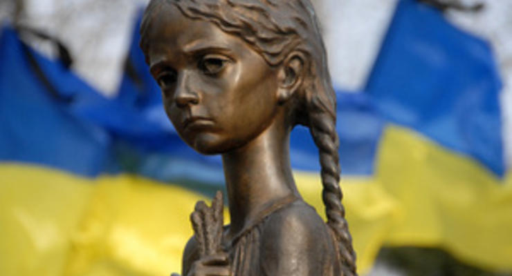 В Украине составлен список людей, которые помогали выжить во время Голодомора