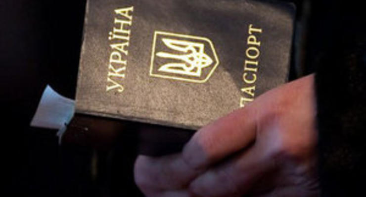 В ПР успокоили: Украинцам необязательно носить с собой паспорт