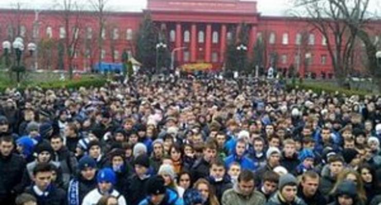 Митингующие в поддержку Павличенко начали шествие к Лукьяновскому СИЗО