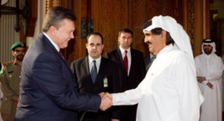 Янукович и президент Катара наградили друг друга орденами