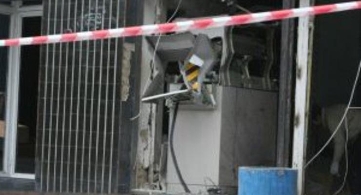 В Кировоградской области неизвестные взорвали банкомат, милиция проводит расследование