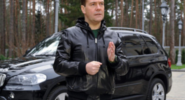 Прохоров предложил Медведеву заплатить штраф в 500 тысяч рублей