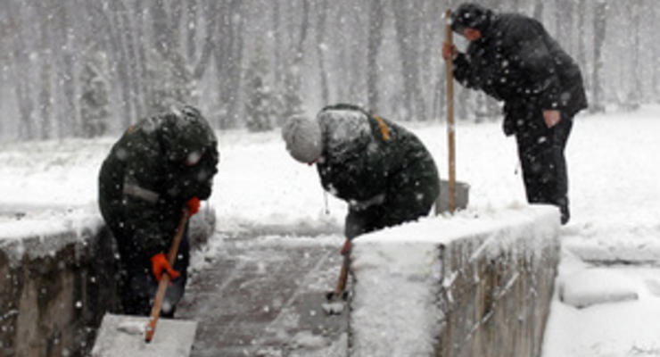 За сутки из Киева вывезено 245 тонн снега
