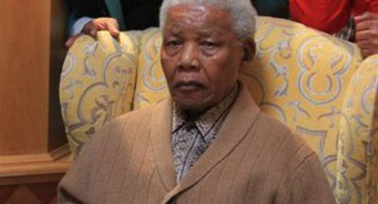 В ЮАР разбился самолет с медиками, ехавшими обследовать Нельсона Манделу