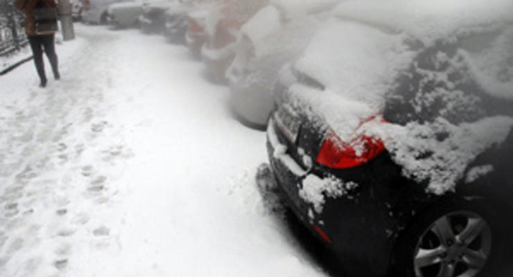 Ъ: В Киеве из-за уборки снега могут ограничить парковку и вернуть эвакуаторы