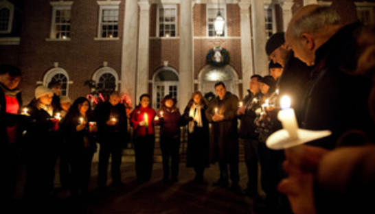 Отец стрелка из Коннектикута обратился к семьям погибших: Мы не можем объяснить произошедшего