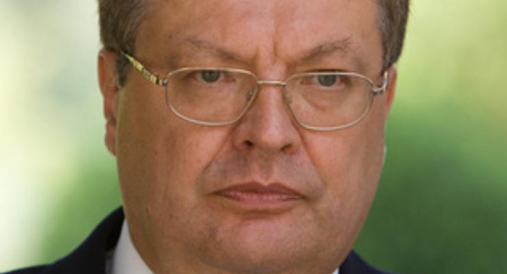 Янукович сообщил, чем будет заниматься Грищенко на должности вице-премьера