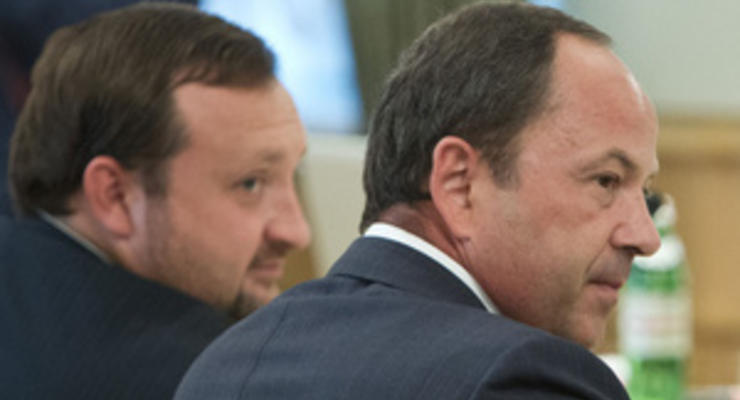 Азаров: Я рассчитывал, что Тигипко останется вице-премьером