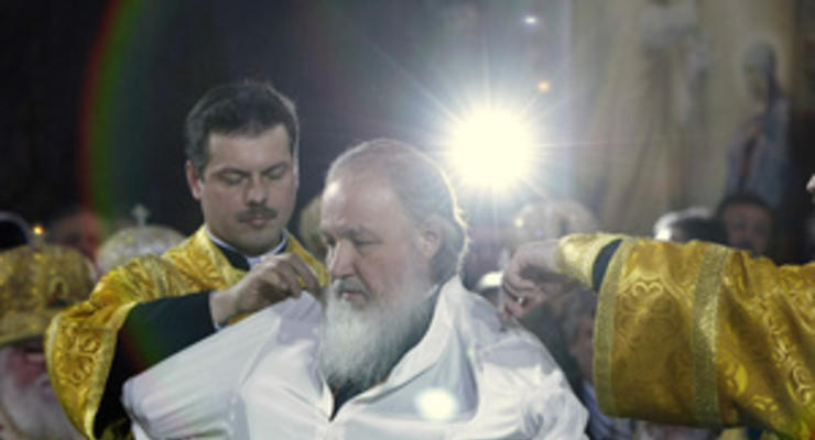 Просьба патриарха Кирилла о выделении участка для захоронения сирот не связана со скандальным законом - РПЦ