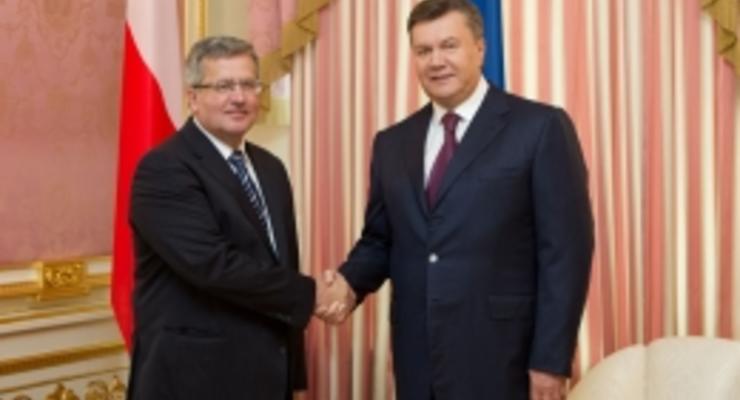 Янукович и Коморовский в канун Нового года обсудили вопросы евроинтеграции Украины