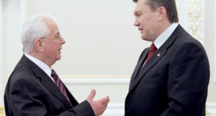 Янукович поздравил Кравчука с 79-летием