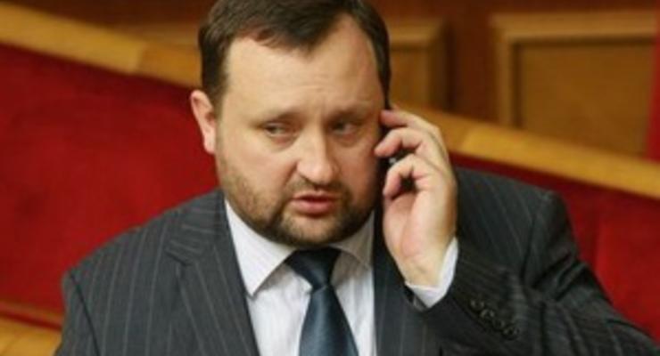 Парламент не смог лишить Арбузова кресла главы НБУ