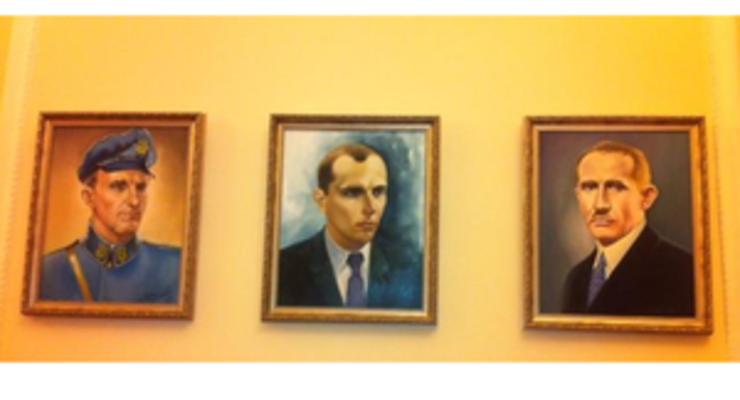 Вице-спикер Рады повесил в своем кабинете портреты Бандеры и Шухевича