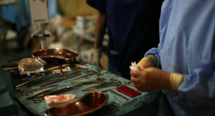 В Германии хирурги забыли в теле пациента 16 предметов