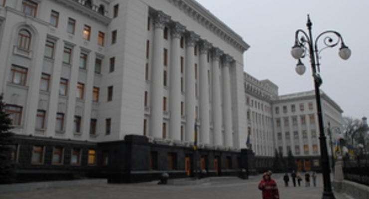 У Администрации Януковича частный предприниматель угрожал самосожжением