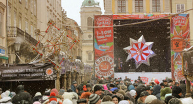Во Львове в честь Дня Соборности пассажиров харьковского поезда будут угощать пампухами