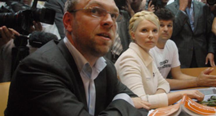 Власенко назвал адвокатов Тимошенко, которые будут защищать ее по делу Щербаня