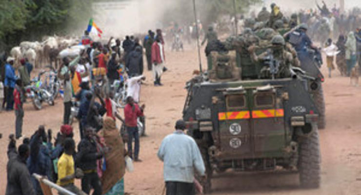 Французские и малийские военные полностью взяли под контроль Тимбукту