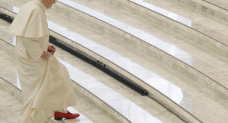 В Ватикане рассказали, чем будет заниматься Бенедикт XVI после отречения
