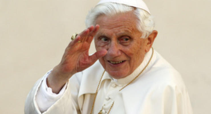 На первой аудиенции Папы Римского после объявления об отречении собралось рекордное количество верующих