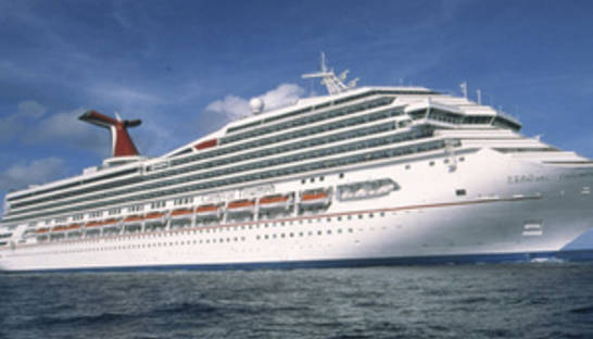 Установлена причина пожара на круизном лайнере Carnival Triumph