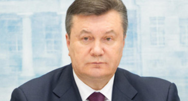 Янукович уволил руководителя Исполнительной службы