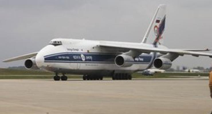 В Казани один из крупнейших транспортных самолетов  крылом снес кабину пассажирского лайнера