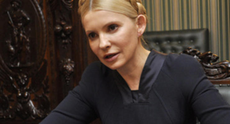 Яценюк: Власти решили изолировать Тимошенко