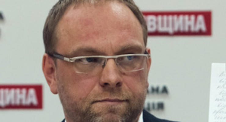Власенко: Прокуратура приготовила показания по делу Щербаня